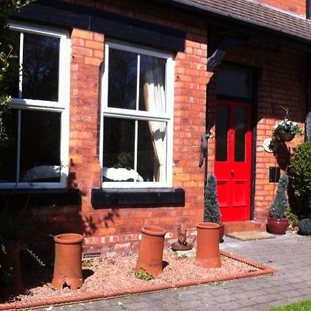 Formby Guest House Ngoại thất bức ảnh
