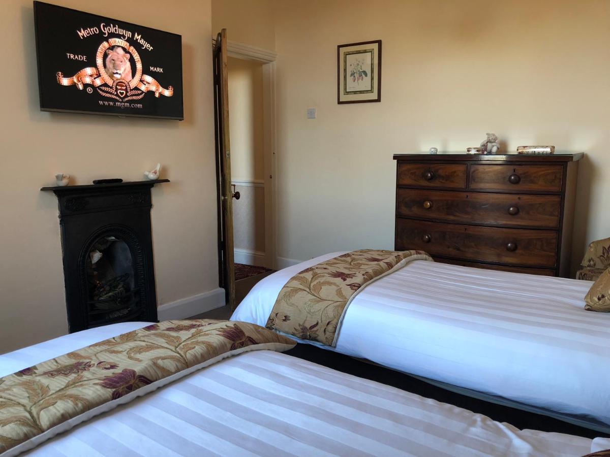 Formby Guest House Ngoại thất bức ảnh