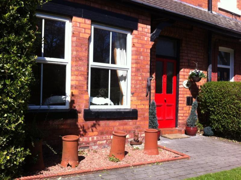Formby Guest House Ngoại thất bức ảnh